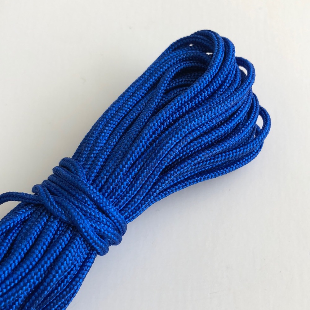 5/$10 9 YARDS 2MM Paracord Parachute Cord   BLUE